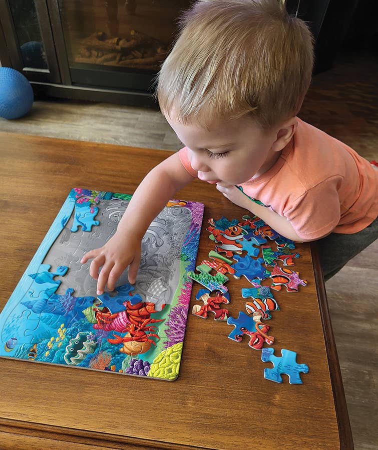 Clownfish Gathering (Tray) 35pc puzzle